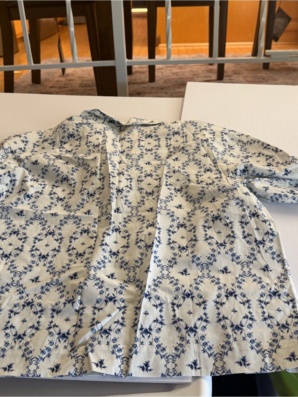 ThirdLove Cream Top with Blue Floral Print light material perfect for summer - Picture 4 of 10